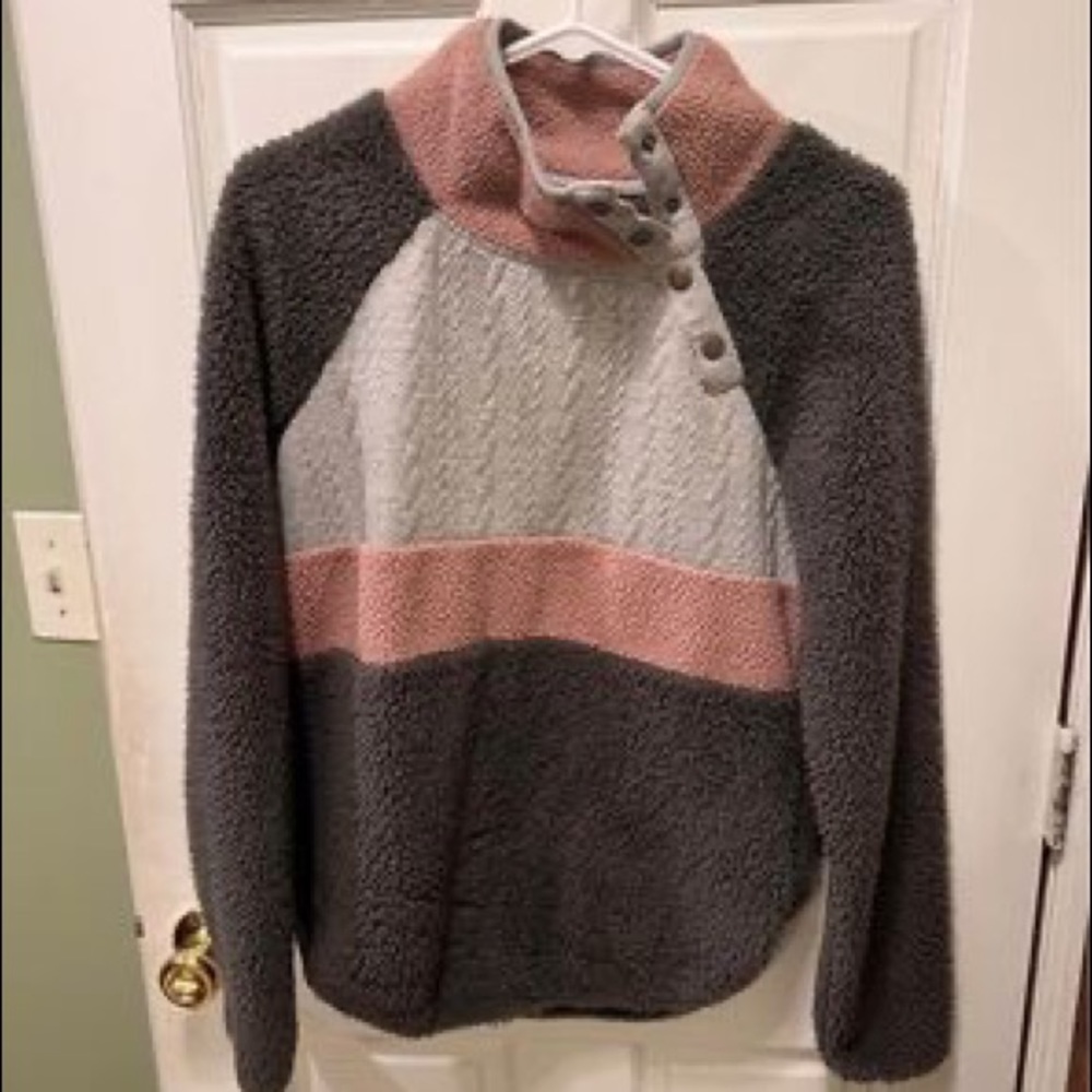 Brand: Maurice’s
Size: S